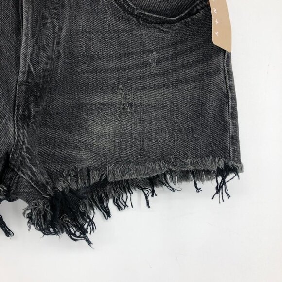 NWT Levi's charcoal wash distressed 501 skinny short shorts frayed hem 28 - Picture 7 of 16